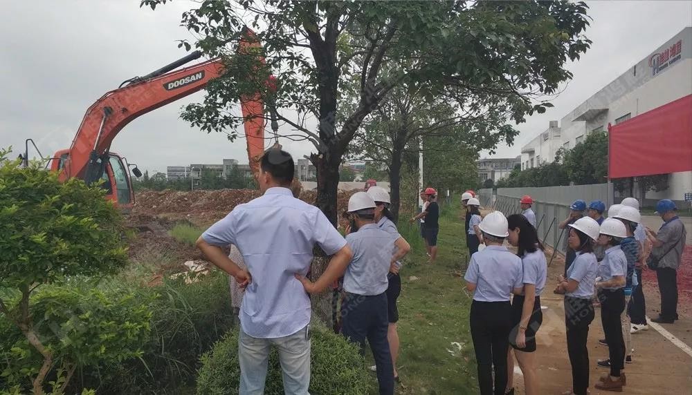 桂林鴻程機電設備有限公司廠區2#生產廠房開工大吉！